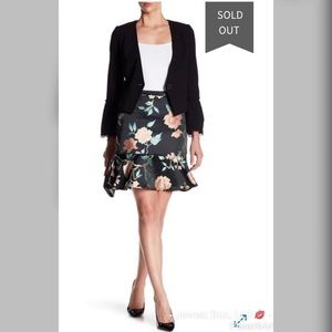 🌸 Nanette Lepore Floral Ruffle Hem Skirt | Size 2 | Designer Chic 🌸